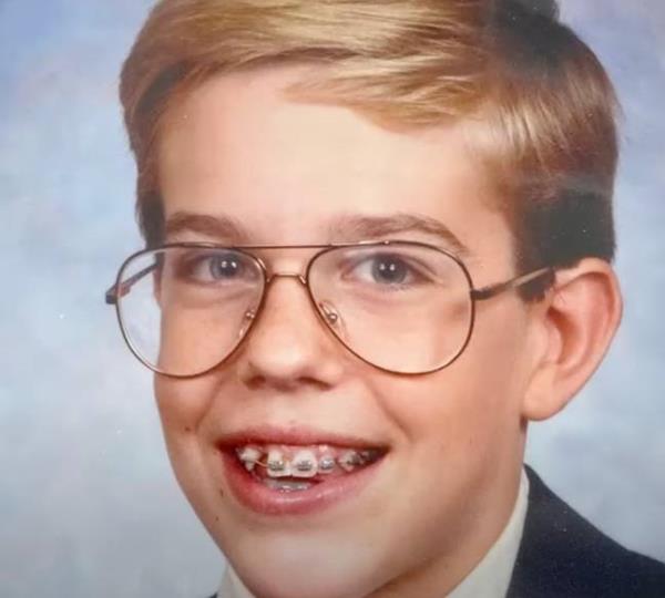 Ed Helms explained he never had a tooth in that spot. Credit: The View/ABC